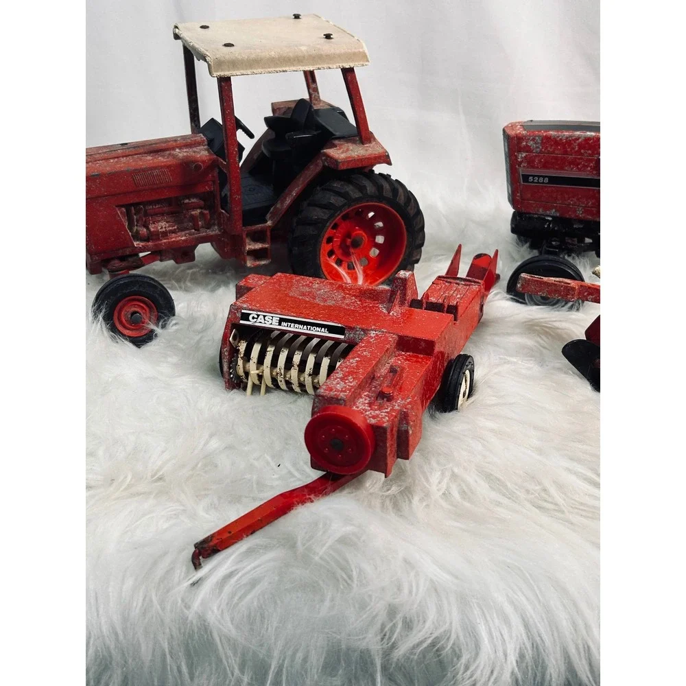 ERTL vintage case